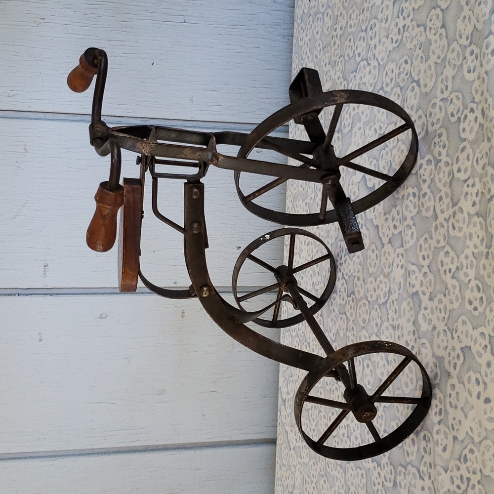 Vintage Metal Tricycle Toy Metal Bicycle Vintage Toy Bicycle Decor - Picture 4 of 15